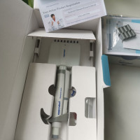 eppendorf艾本德0.5-10ul八道移液器