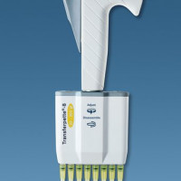 Transferpette®-8/-12 多道移液器