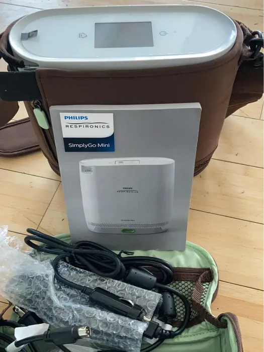 New PHILIPS SimplyGo Mini