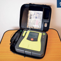 Used ZOLL AED Pro