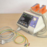 Used NIHON KOHDEN CardioLife TEC-5521K