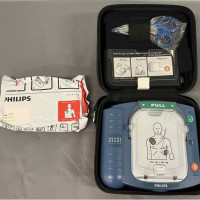 Used - Good PHILIPS HeartStart OnSite HS1 (M5066A)