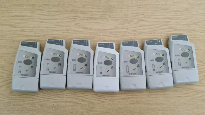 Used PHILIPS M2601B