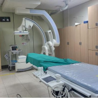 Pre-Owned - Excellent SIEMENS AXIOM Artis zee