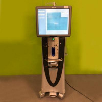 Used BAUSCH & LOMB Stellaris