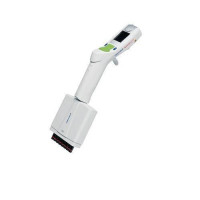 Eppendorf Xplorer® plus, 8-channel, variable, 50 – 1,200 µL, green