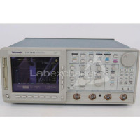 52853 Tektronix TDS744A