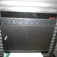 Used MEMMERT INB 300