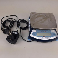 Used OHAUS SP4001