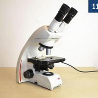 Used LEICA DM500